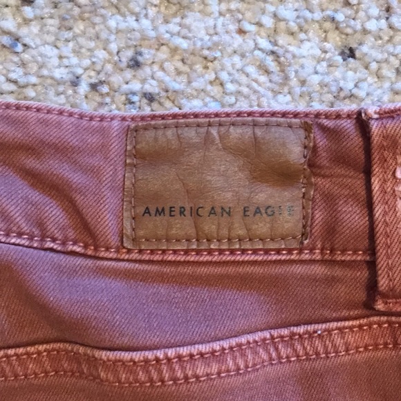 American Eagle super stretch Tomgirl distressed jeans size 6 regular - Picture 15 of 17